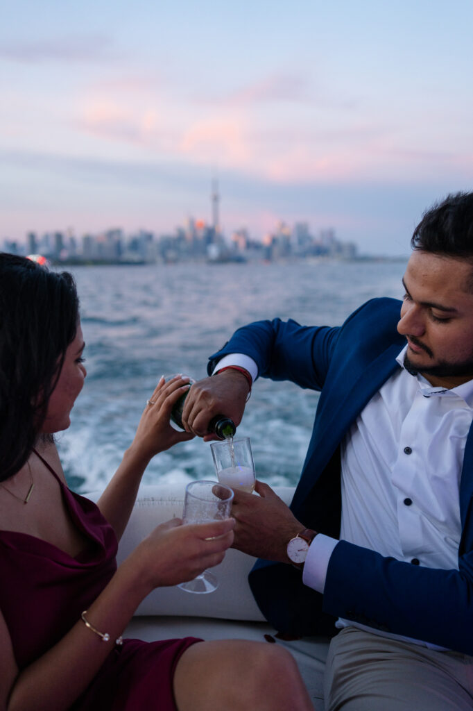 Surprise Boat Proposal Lake Ontario, Toronto - Photographer Lauren Newman