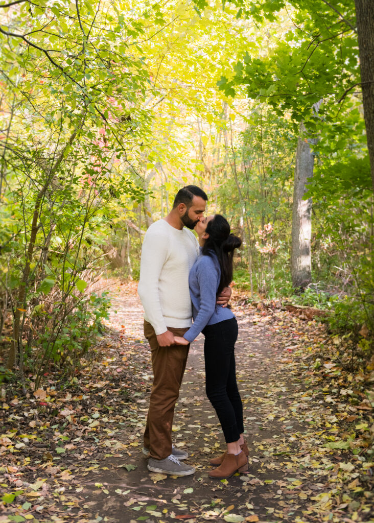 Surprise Fall Proposal Engagement Photos Dundas Peak - Photographer, Lauren Newman
